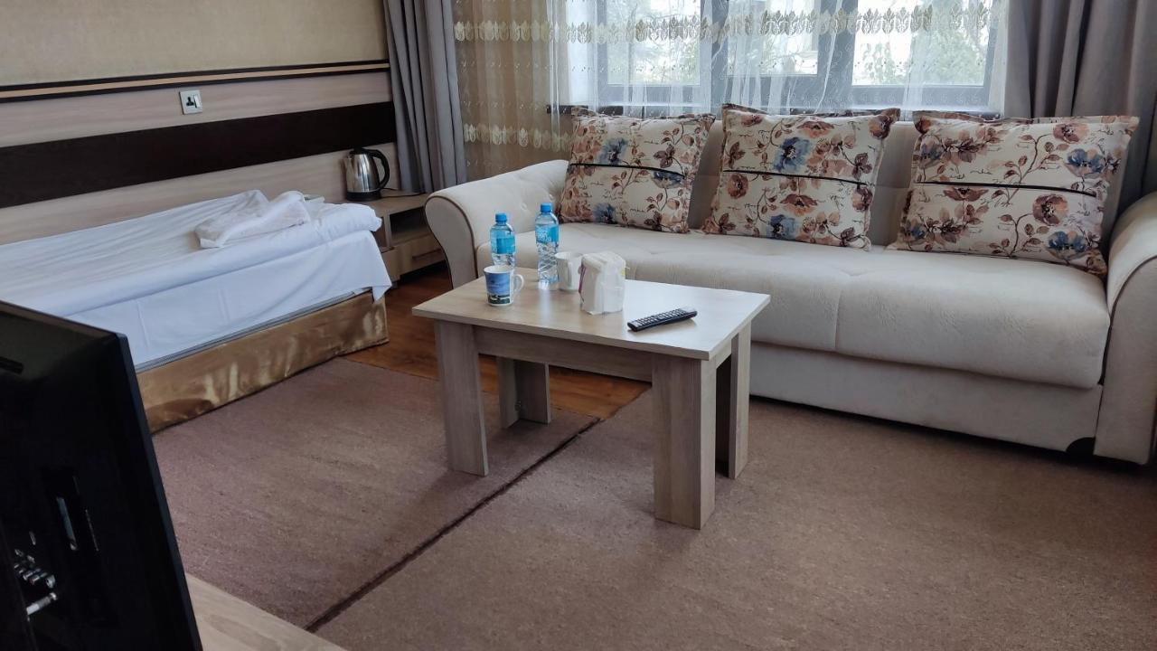 Xutorok Hotel & Restaurant Chilegir Kültér fotó